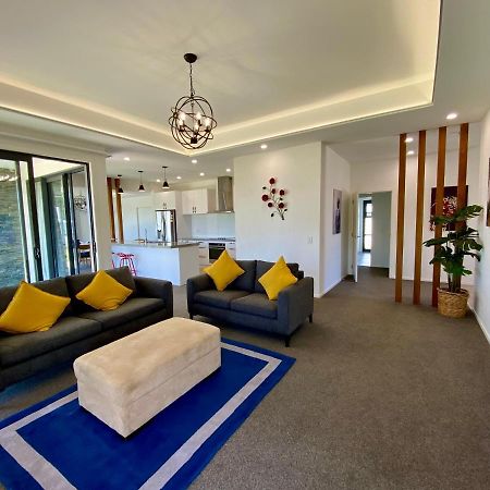 Style, Functional With Space Twizel Luaran gambar