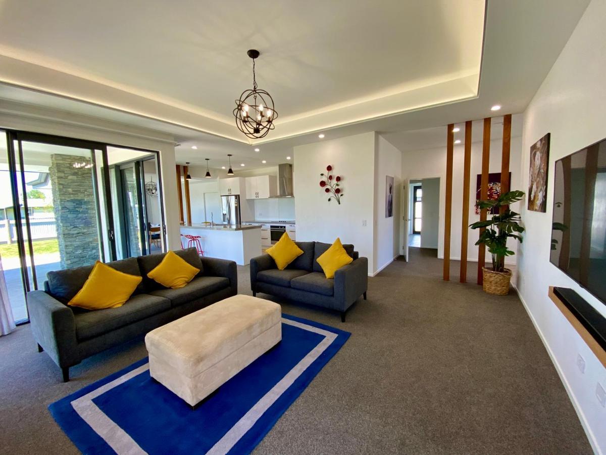 Style, Functional With Space Twizel Luaran gambar
